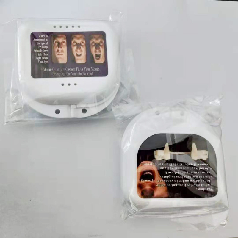 รูปภาพที่#4 ของสินค้า : ++พร้อมส่ง++<ไม่มีกล่อง>เขี้ยวแดรกคูร่าแบบใหม่ใส่แล้วเนียนสวย เขี้ยวแดร็กคูลา เขี้ยวDracula เขี้ยวแดร๊กคูล่า เขี้ยวปลอม ฟันปลอม รูปภาพที่4 ของสินค้า : ++พร้อมส่ง++<ไม่มีกล่อง>เขี้ยวแดรกคูร่าแบบใหม่ใส่แล้วเนียนสวย เขี้ยวแดร็กคูลา เขี้ยวDracula เขี้ยวแดร๊กคูล่า เขี้ยวปลอม ฟันปลอม