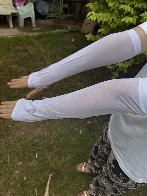 รูปภาพที่#5 ของสินค้า : 7U005 ปลอกแขนกันแดด Ice Silk Cooling Sleeves กัน UV ระบายอากาศ แห้งไว ขับรถ ขี่มอเตอร์ไซค์ กีฬา กลางแจ้ง รูปภาพที่5 ของสินค้า : 7U005 ปลอกแขนกันแดด Ice Silk Cooling Sleeves กัน UV ระบายอากาศ แห้งไว ขับรถ ขี่มอเตอร์ไซค์ กีฬา กลางแจ้ง